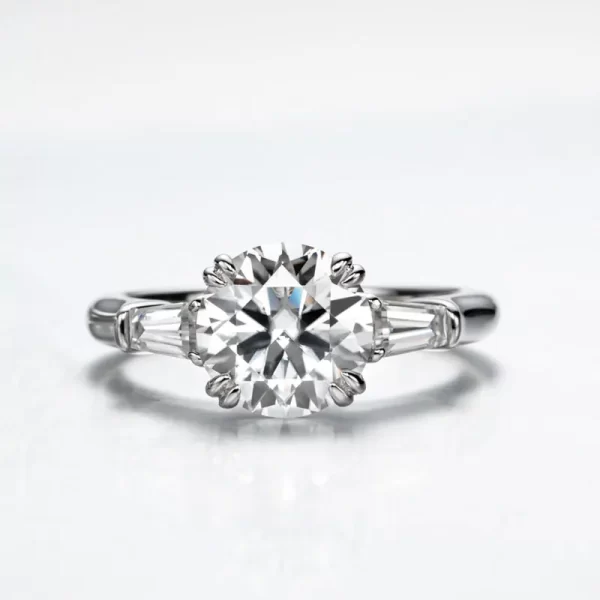 DEZO 3 Stone 5 ct Moissanite Engagement Ring - Image 3
